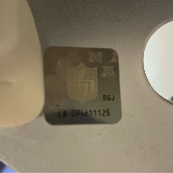 Nfl pro football hall of fame signed helmet. - Picture 4 of 4